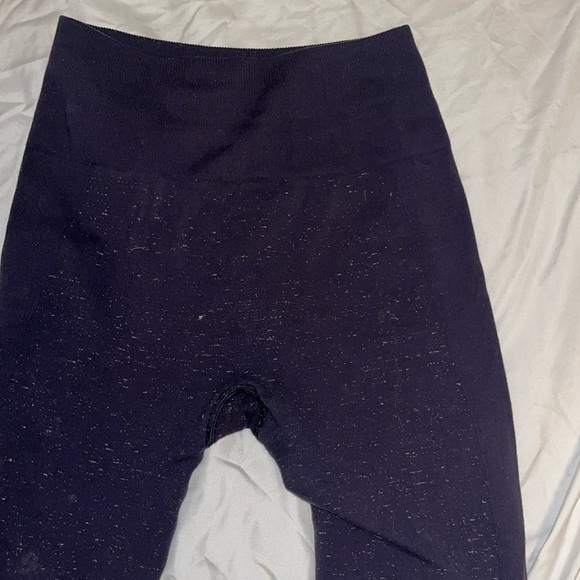 LULULEMON leggings- capri, used but in good condition - Picture 3 of 3